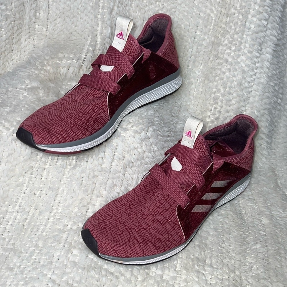 EUC Adidas burgundy sneakers size 10